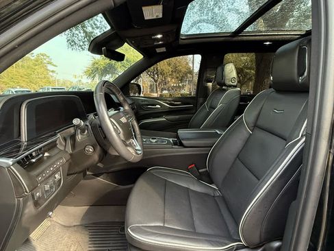 Used 2023 Cadillac Escalade Sport w/ Touring Package image 11