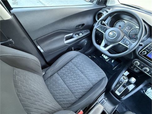 Used 2021 Nissan Kicks S image 28
