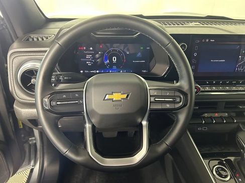 Used 2025 Chevrolet Colorado LT w/ Advanced Trailering Package AWD/4WD image 15