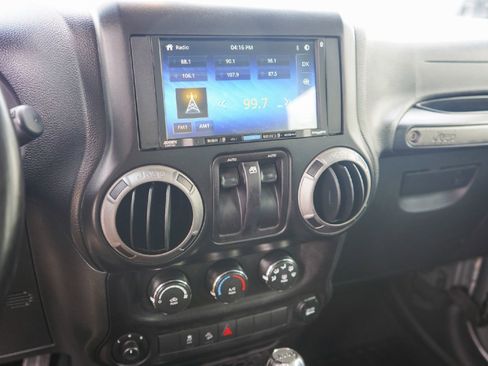 Used 2017 Jeep Wrangler Sport w/ Quick Order Package 24S image 15