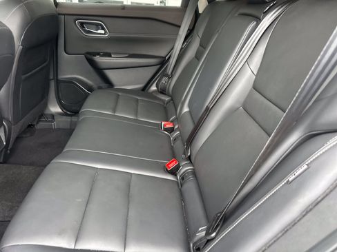 Used 2021 Nissan Rogue SL FWD image 12