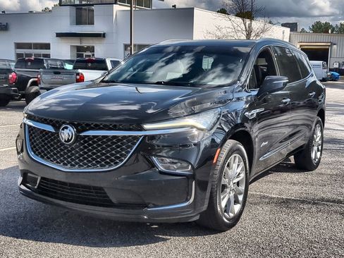 Used 2023 Buick Enclave Avenir w/ Avenir Technology Package image 4