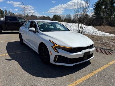 Certified 2025 Kia K5 LXS image 1