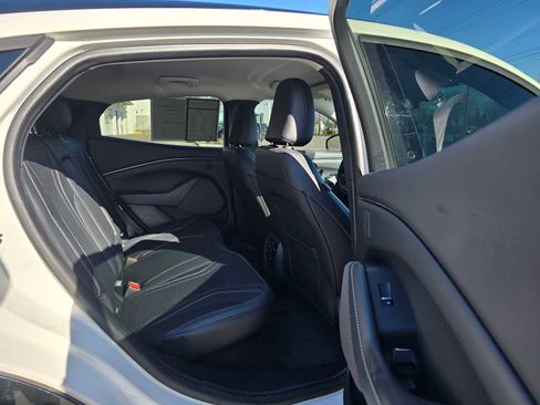 Used 2024 Ford Mustang Mach-E Premium image 12