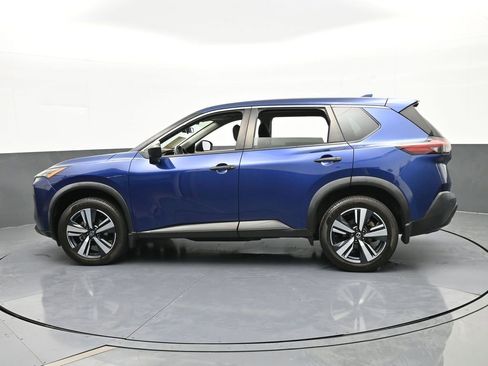 Used 2021 Nissan Rogue S image 3