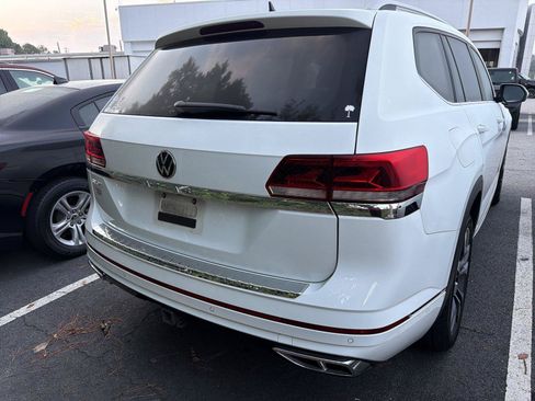 Used 2021 Volkswagen Atlas SEL R-Line FWD image 5