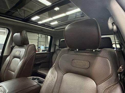 Used 2025 RAM 1500 Limited w/ Off Road Group image 9