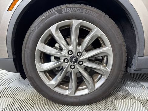 Used 2021 Lincoln Corsair Standard w/ Premium Package image 20