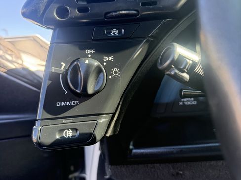 Used 1996 Chevrolet Corvette Convertible image 17