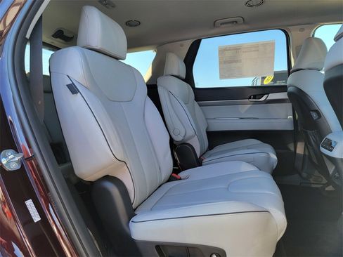 Used 2025 Hyundai Palisade SEL image 17
