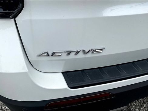 New 2026 Ford Explorer Active w/ Active Comfort Package AWD/4WD image 9