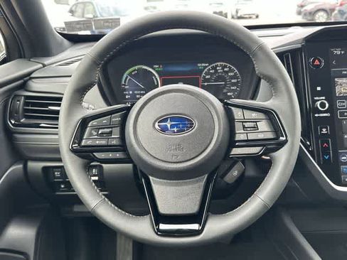 Used 2025 Subaru Forester Touring AWD/4WD image 8