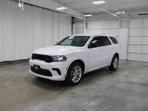 Used 2024 Dodge Durango GT image 4
