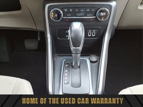 Used 2018 Ford EcoSport SE w/ SE Convenience Package image 29