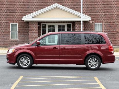Used 2014 Dodge Grand Caravan SXT w/ UConnect Hands-Free Group image 8