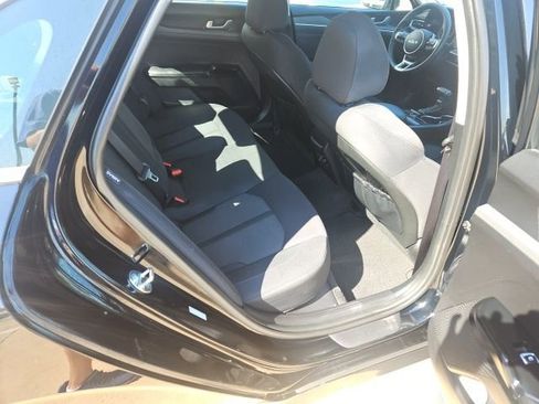 Used 2023 Kia K5 LXS image 23