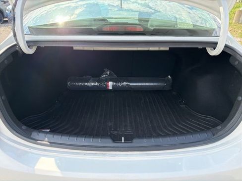 Used 2018 Kia Rio S image 12