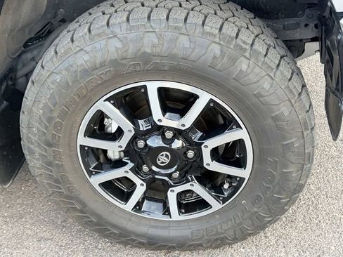 Used 2021 Toyota Tundra SR5 w/ TRD Off-Road Package image 4