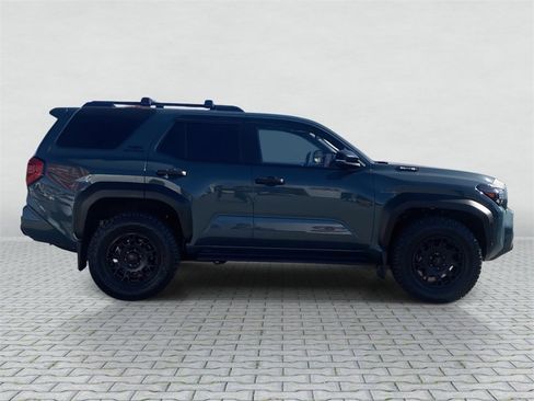 Certified 2025 Toyota 4Runner TRD Off-Road Premium image 8