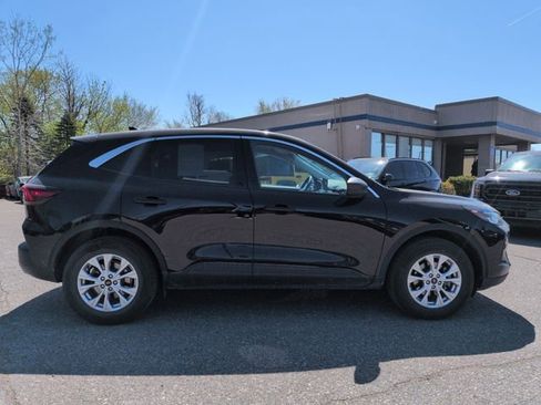 Certified 2023 Ford Escape Active AWD/4WD image 4