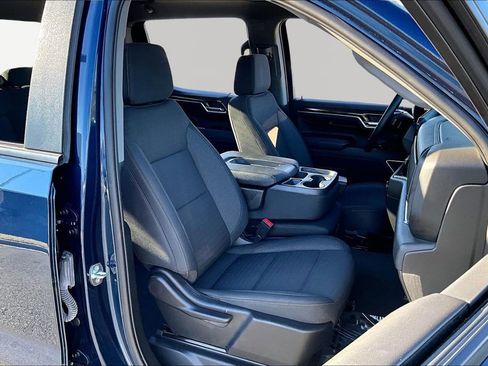 Used 2023 Chevrolet Silverado 1500 LT image 19