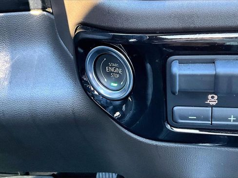 Used 2025 Chevrolet Silverado 1500 LTZ w/ Z71 Off-Road Package image 28