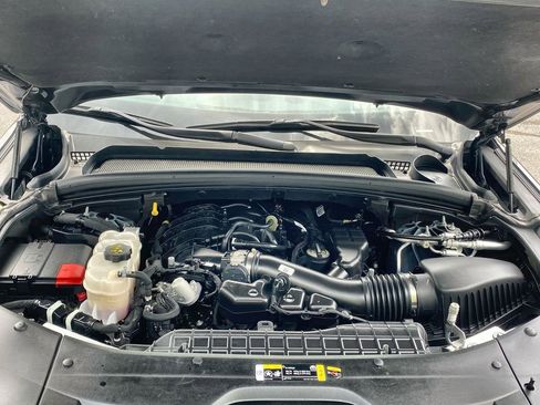 Certified 2024 Jeep Grand Cherokee Limited w/ Luxury Tech Group II image 25