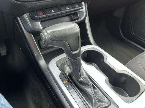 Used 2015 Chevrolet Colorado LT w/ LT Convenience Package image 23