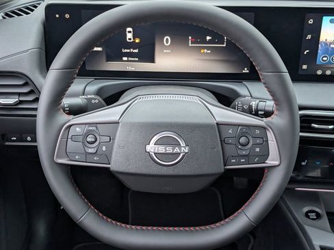 New 2026 Nissan Sentra SR FWD image 10