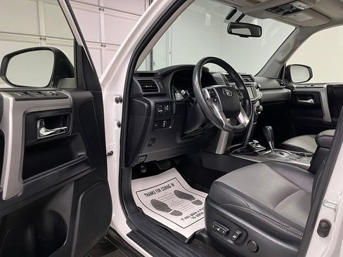 Used 2019 Toyota 4Runner SR5 Premium AWD/4WD image 20