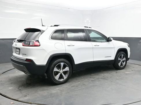Used 2019 Jeep Cherokee Limited image 7