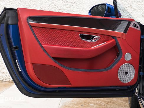 Used 2022 Bentley Continental GT Speed image 22