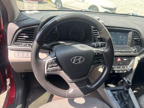 Used 2017 Hyundai Elantra SE w/ SE A/T Tech Package 03 FWD image 12