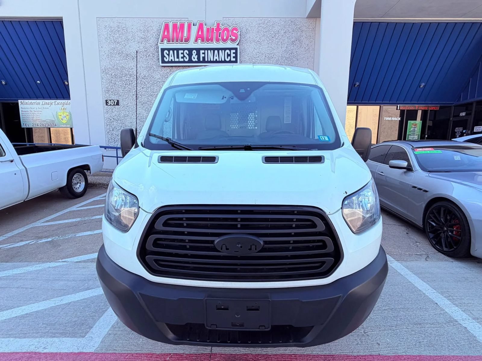 Used 2019 Ford Transit 350 148 Medium Roof RWD image 7
