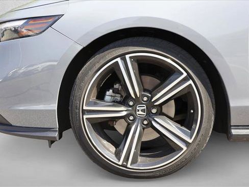 Used 2024 Honda Accord Sport image 9