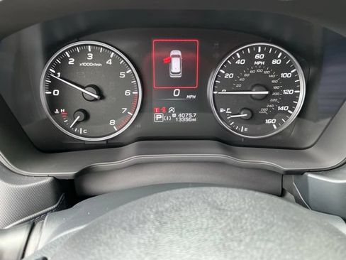 Used 2025 Subaru Forester Premium AWD/4WD image 29