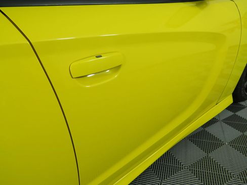 Used 2017 Dodge Charger R/T image 35