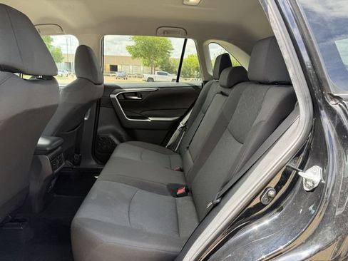Used 2024 Toyota RAV4 XLE AWD/4WD image 26