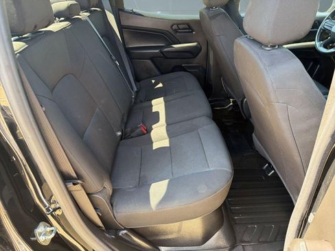 Used 2023 Chevrolet Colorado W/T image 27