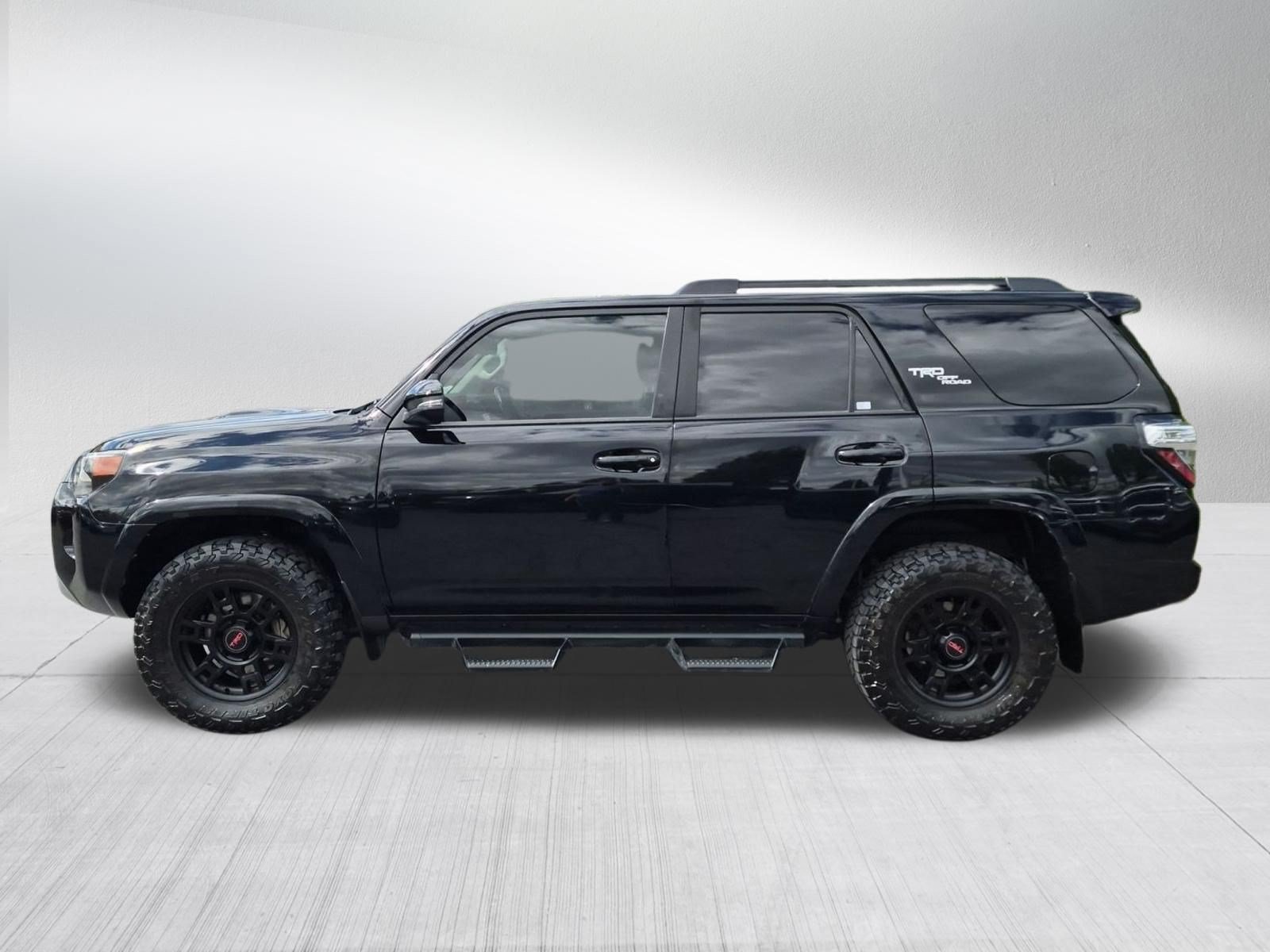 Used 2024 Toyota 4Runner TRD Off-Road Premium w/ Moonroof Package AWD/4WD image 3