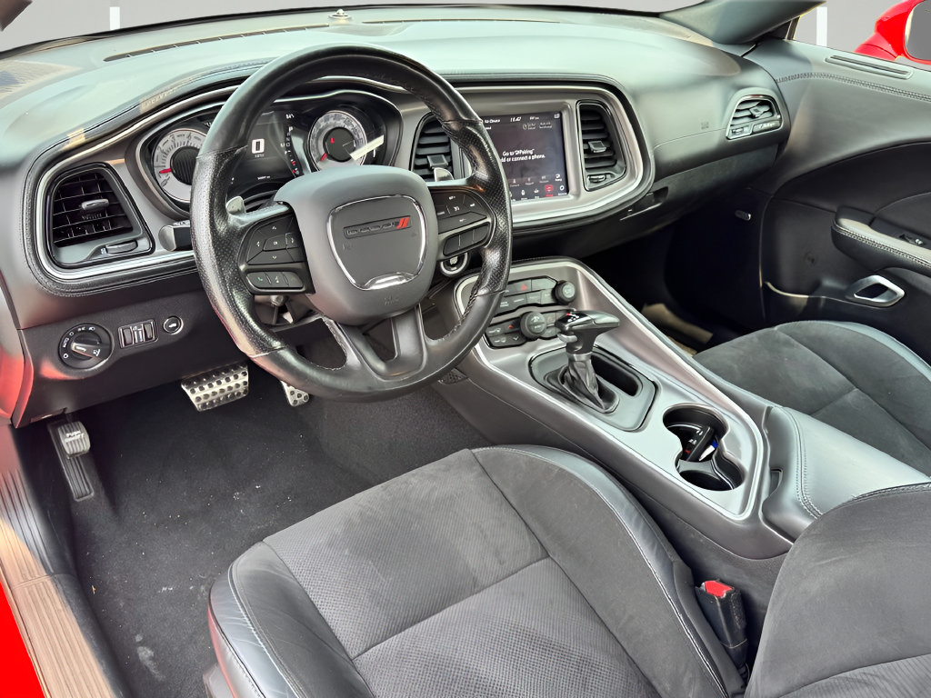 Used 2020 Dodge Challenger R/T Scat Pack w/ T/A Package RWD image 11
