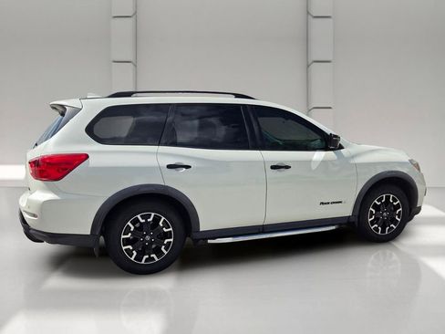 Used 2020 Nissan Pathfinder SL FWD image 5
