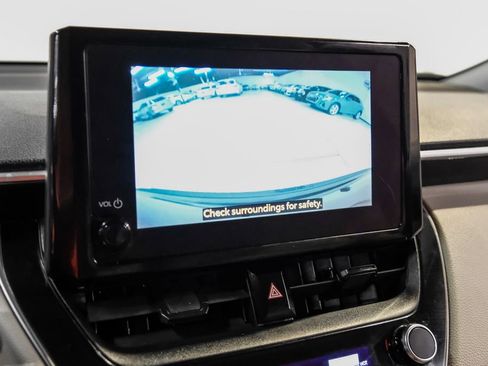 Used 2023 Toyota Corolla Cross L FWD image 21
