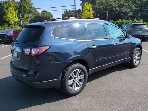 Used 2015 Chevrolet Traverse LT FWD image 4