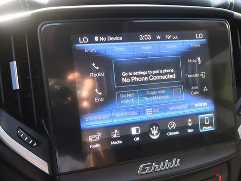 Used 2017 Maserati Ghibli image 35