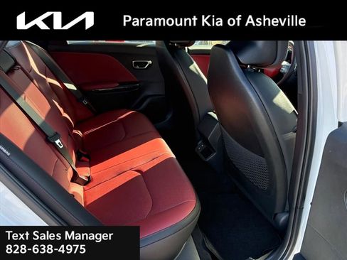 New 2025 Kia K4 GT-Line image 23