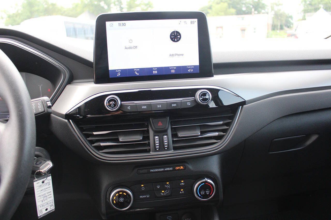 Used 2023 Ford Escape AWD image 14