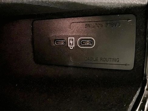 Certified 2023 Volvo XC90 B6 Ultimate w/ Lounge Package image 34