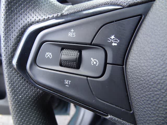 Used 2025 Chevrolet Trax LT FWD image 18