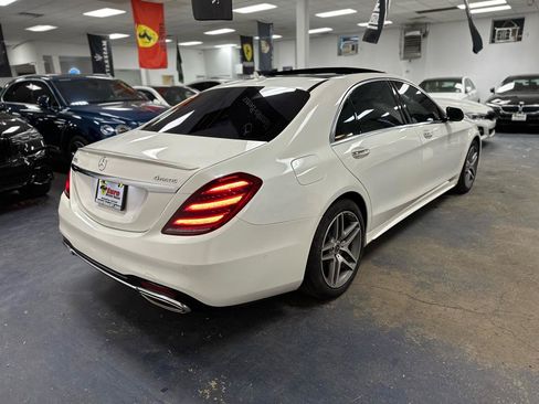 Used 2020 Mercedes-Benz S 560 4MATIC Sedan w/ AMG Line Exterior image 6
